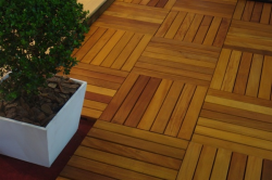 DECK MODULAR GARAPEIRA 50 X 50 CM